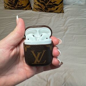 Apple AirPods with LV case
